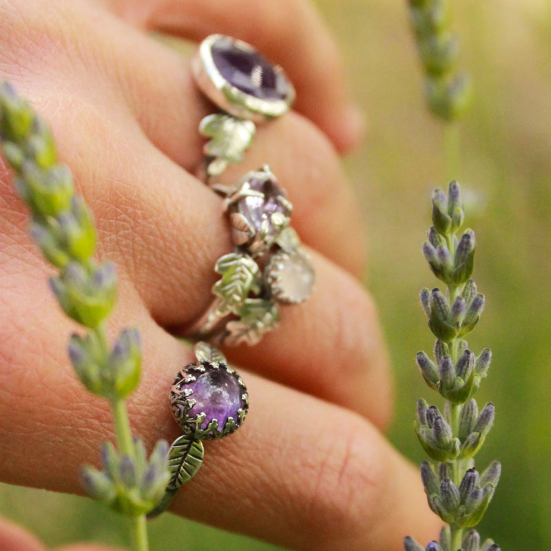 acconciatura-boho-chic gioielli-argento-artigianali